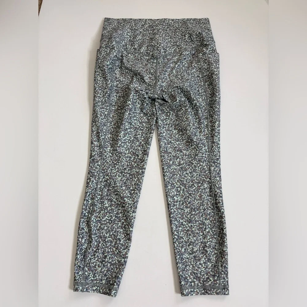 Athleta Salutation Stash 7/8 Tight Leggings Size Medium Green Brown Print